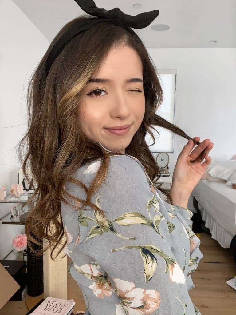 Pokimane shocked by streaming couple who “summoned” her with a seance ...