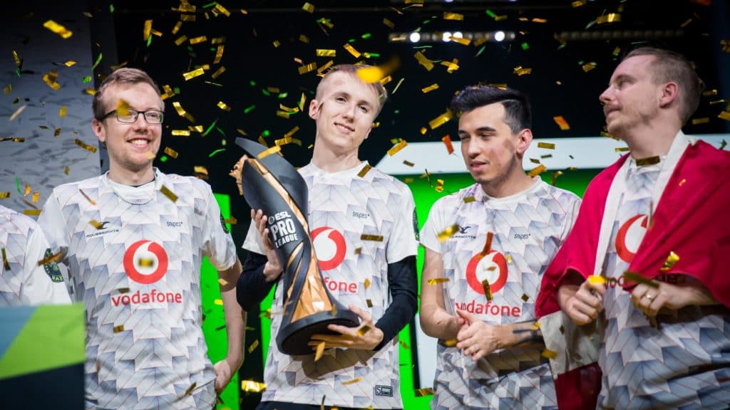 Mousesports winning ESL Pro League: Season 10.