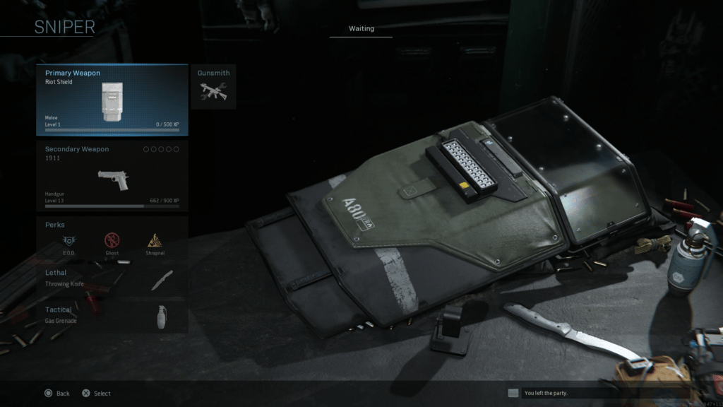 Riot Shield in Modern Warfare.