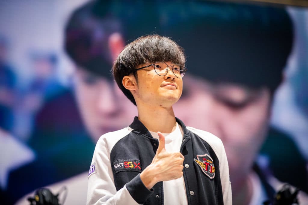A new feat on T1 Faker's League of Legends Career 📌 Congratulations🎉 to  T1 mid laner, Lee Sang-Hyeok, Faker for reaching his 600th LCK…