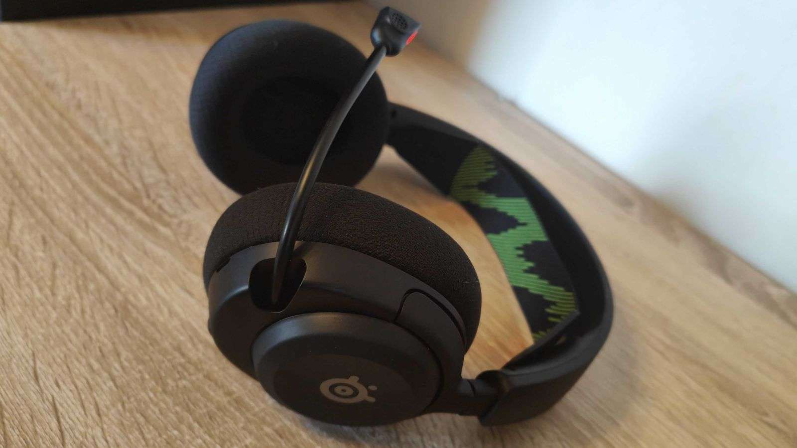 Steelseries Arctis Nova 4x