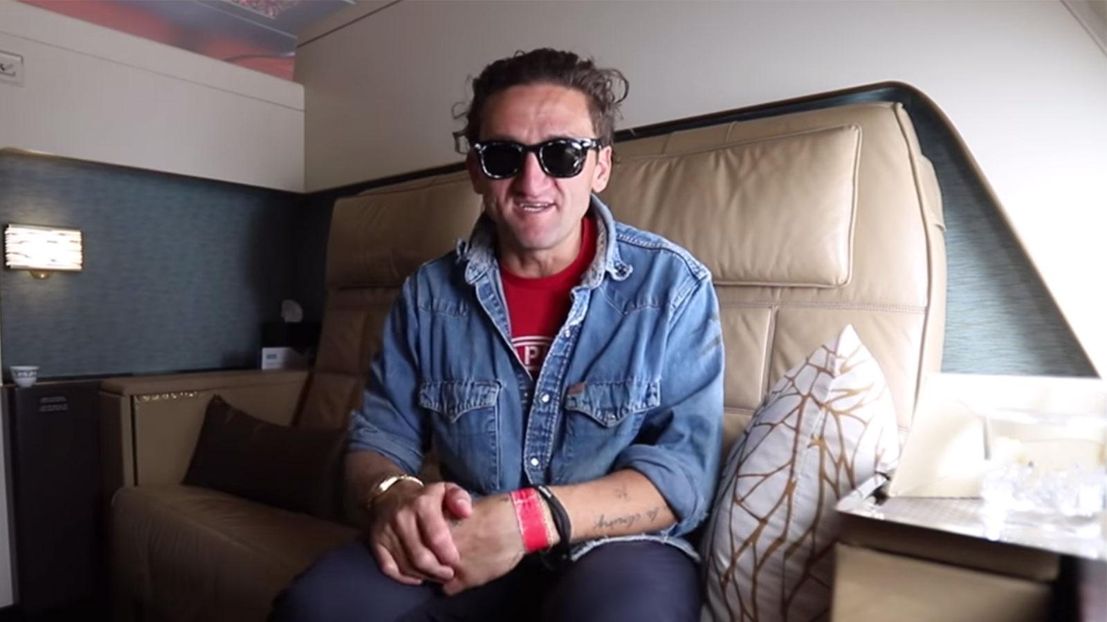 s Casey Neistat reviews and gives us a glimpse inside the