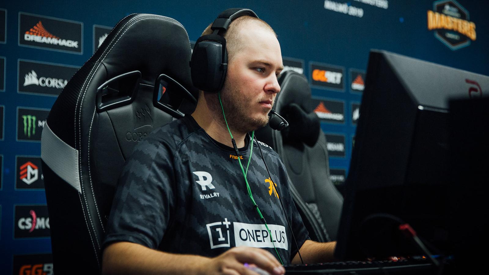 CSGO legend Flusha benched by Fnatic amid new roster rumors - Dexerto