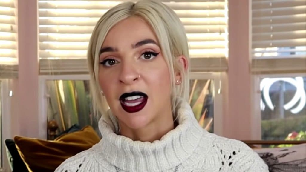 Gabbie Hanna filming a YouTube video