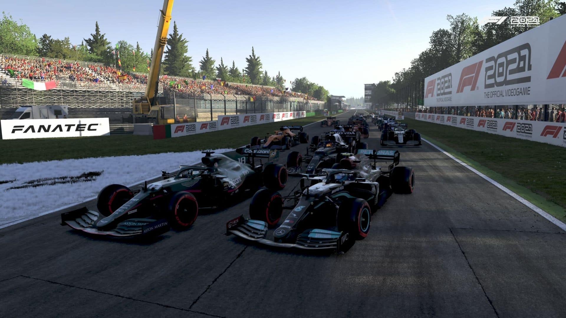 Alpha Tauri and Mercedes cars battling it out at Monza in f1 2021