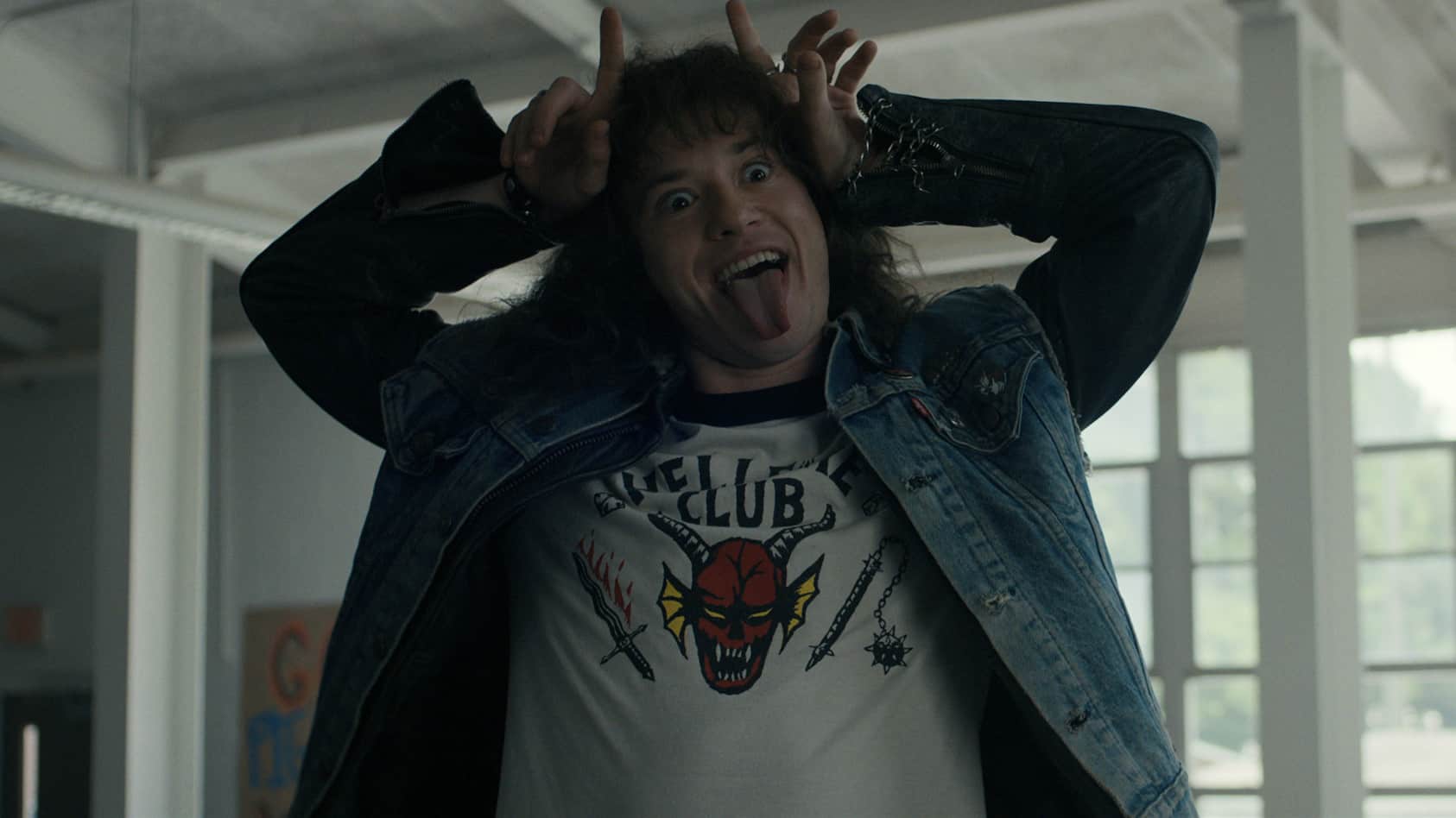 Stranger Things' Eddie actor teases guitar scene in “astonishing” Season 4  finale - Dexerto
