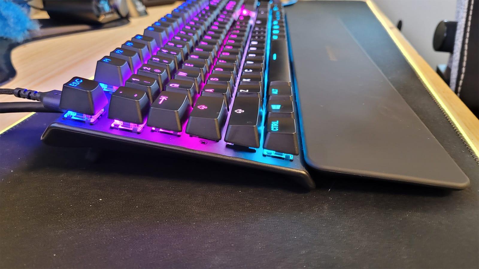 SteelSeries Apex Pro gaming keyboard review: Close to perfect