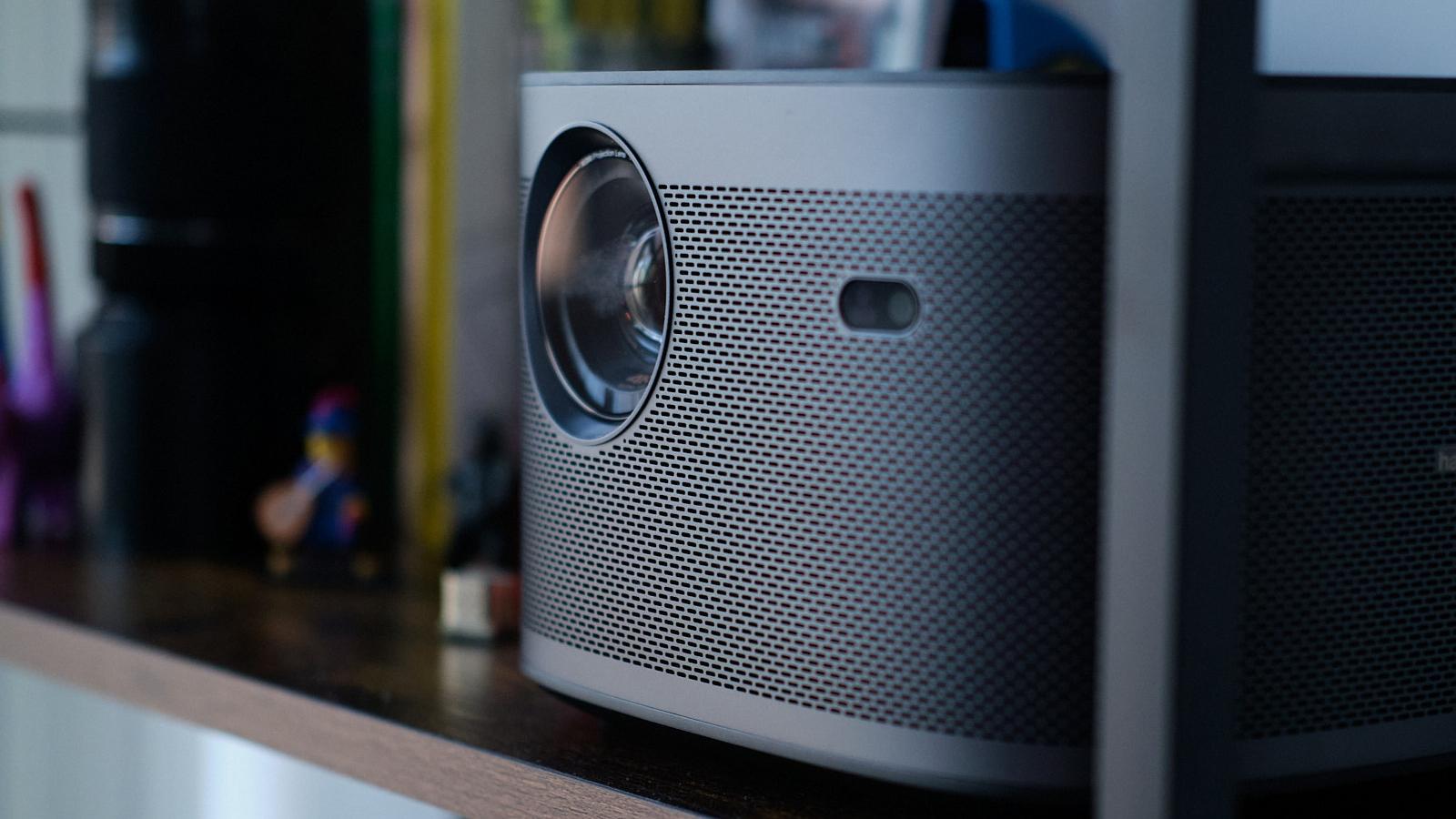 XGIMI Horizon Pro 4K projector review: Glorious but flawed - Dexerto