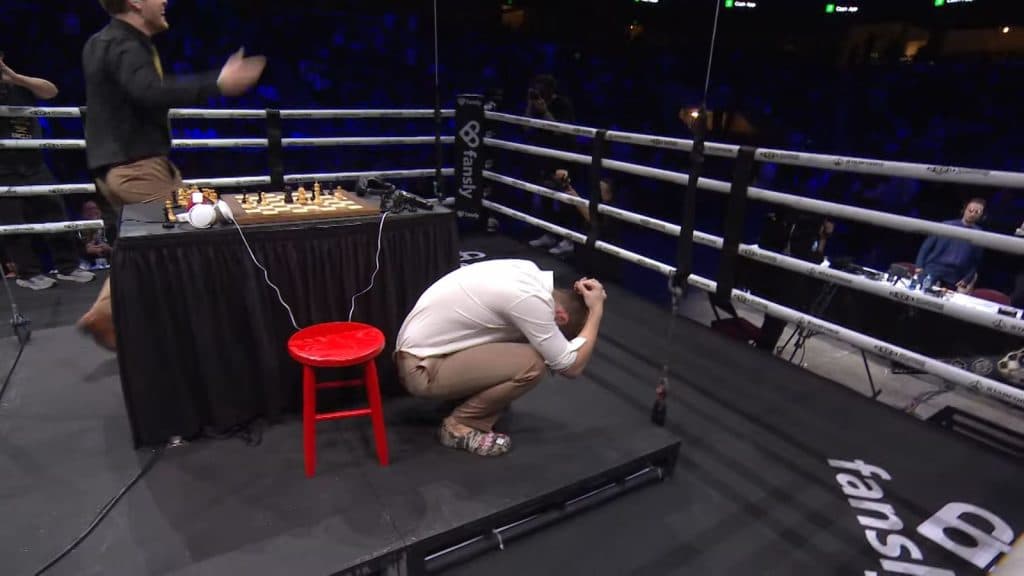 Toast wins Ludwig's chessboxing Championship 