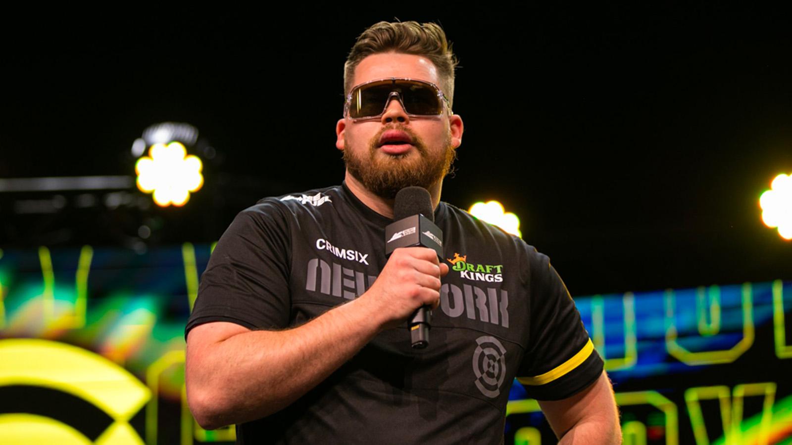 Crimsix speaks out on Call of Duty GOAT debate: “It's not that serious” -  Dexerto