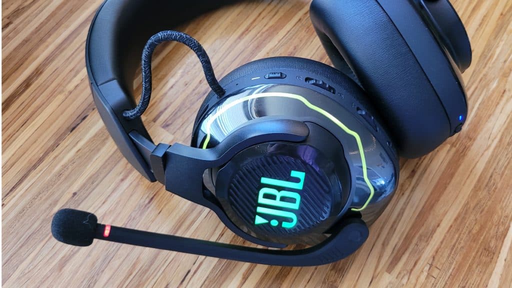 JBL Quantum 910 Wireless Headset Review: The Pinnacle Of Gaming