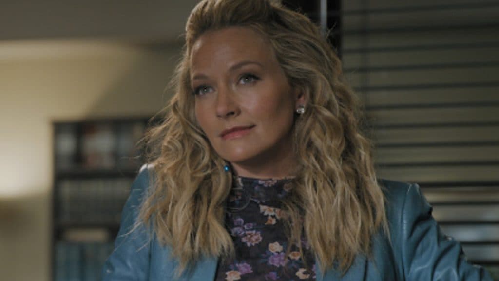 Becki Newton as Lorna in The Lincoln Lawyer