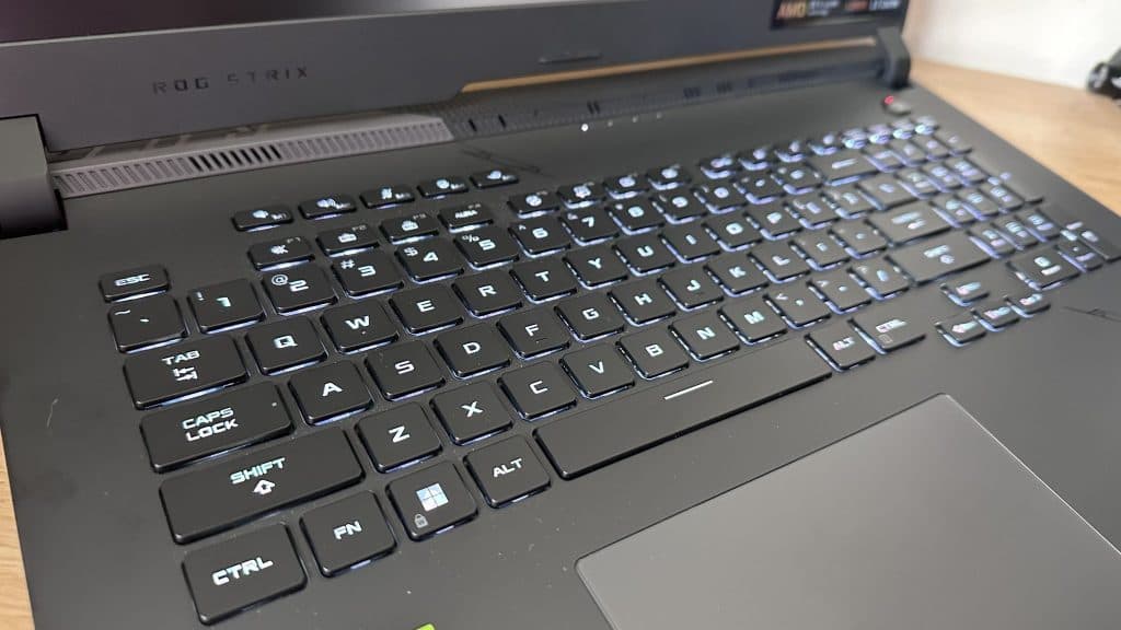 ROG Strix Scar 17 3D keyboard and trackpad