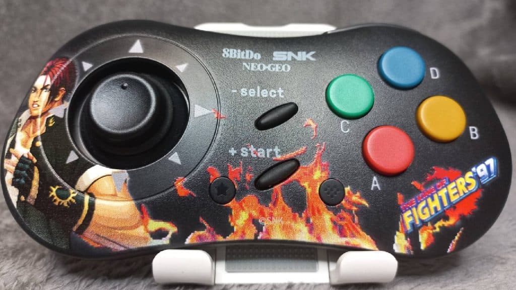 8BitDo Revives SNK's Classic Neo Geo Joystick Controller