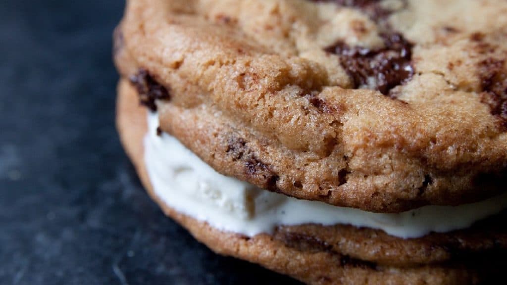 All freebies and deals for National Cookie Day Dexerto