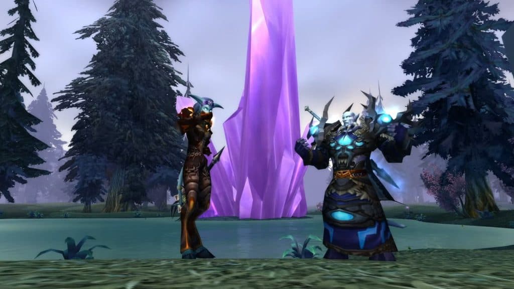 Two characters waiting in World of Warcraft The Burning Crusade