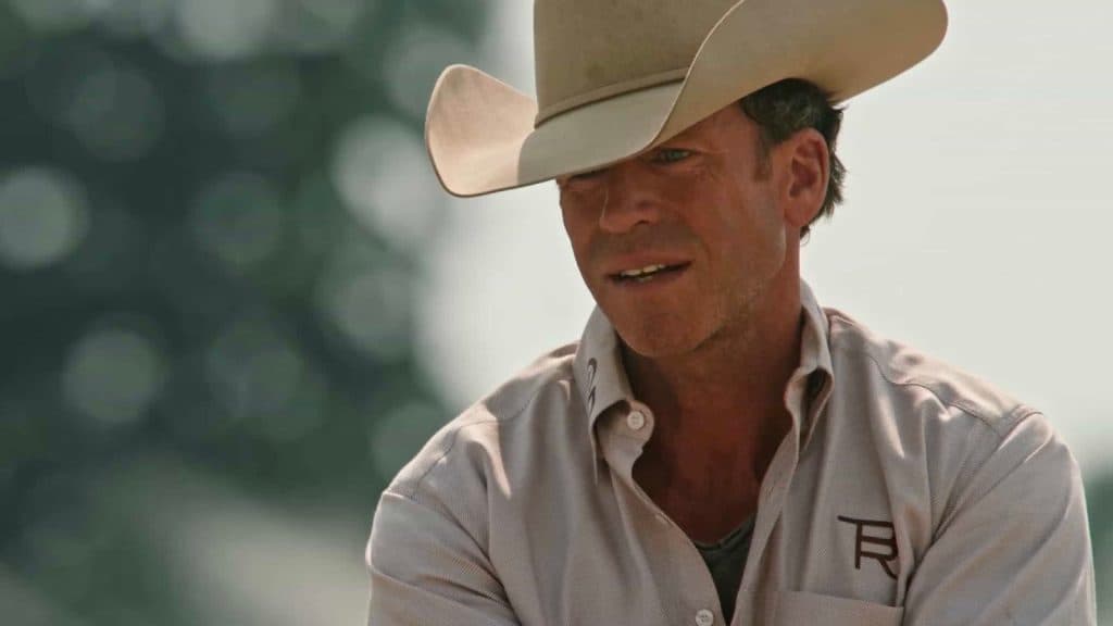 Taylor Sheridan as Travis Wheatley