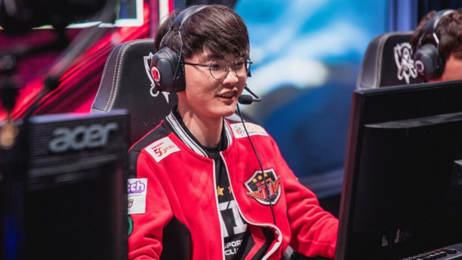 A (complex) network of institutions: Faker, playing League of Legends