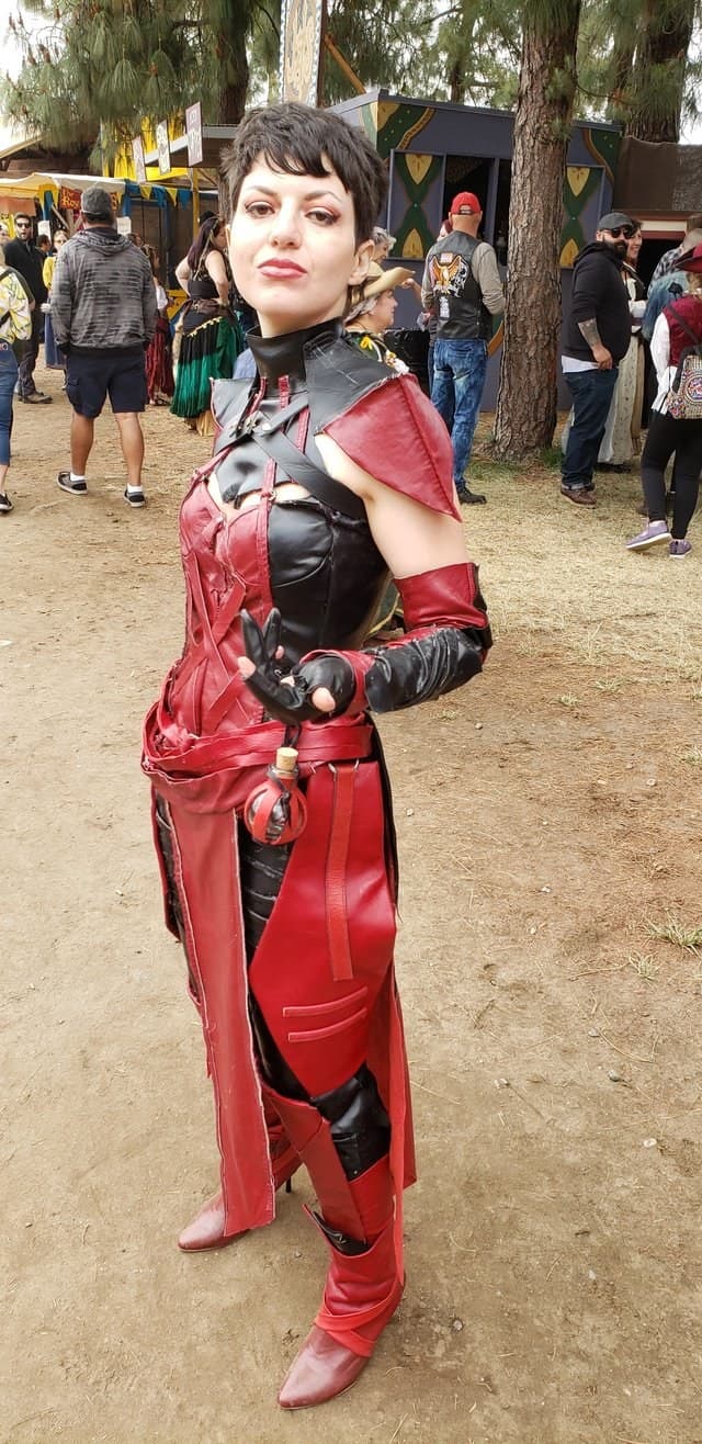 Mortal Kombat 11s Skarlet Comes To Life With Impressive Cosplay Dexerto 3982