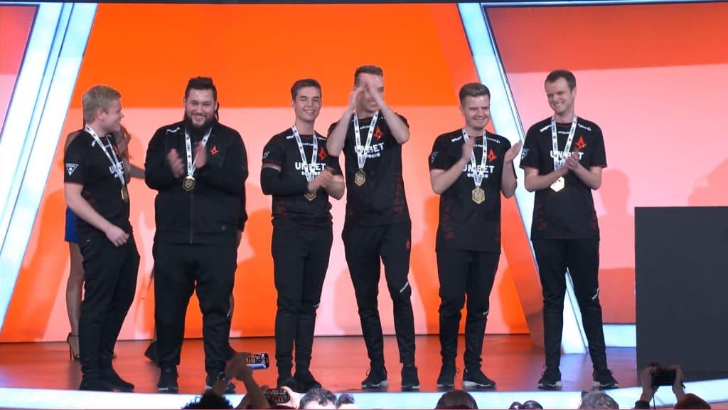 Astralis win ECS Season 8 CSGO.