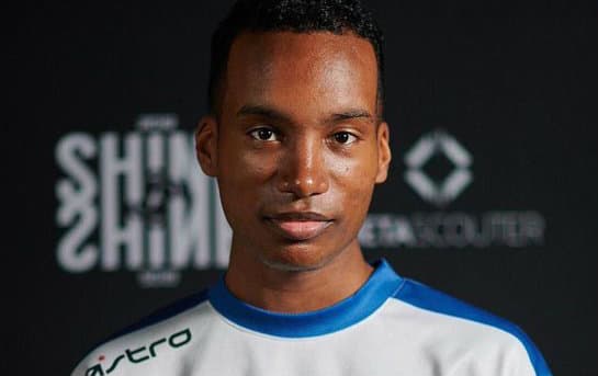 Samsora/Twitter