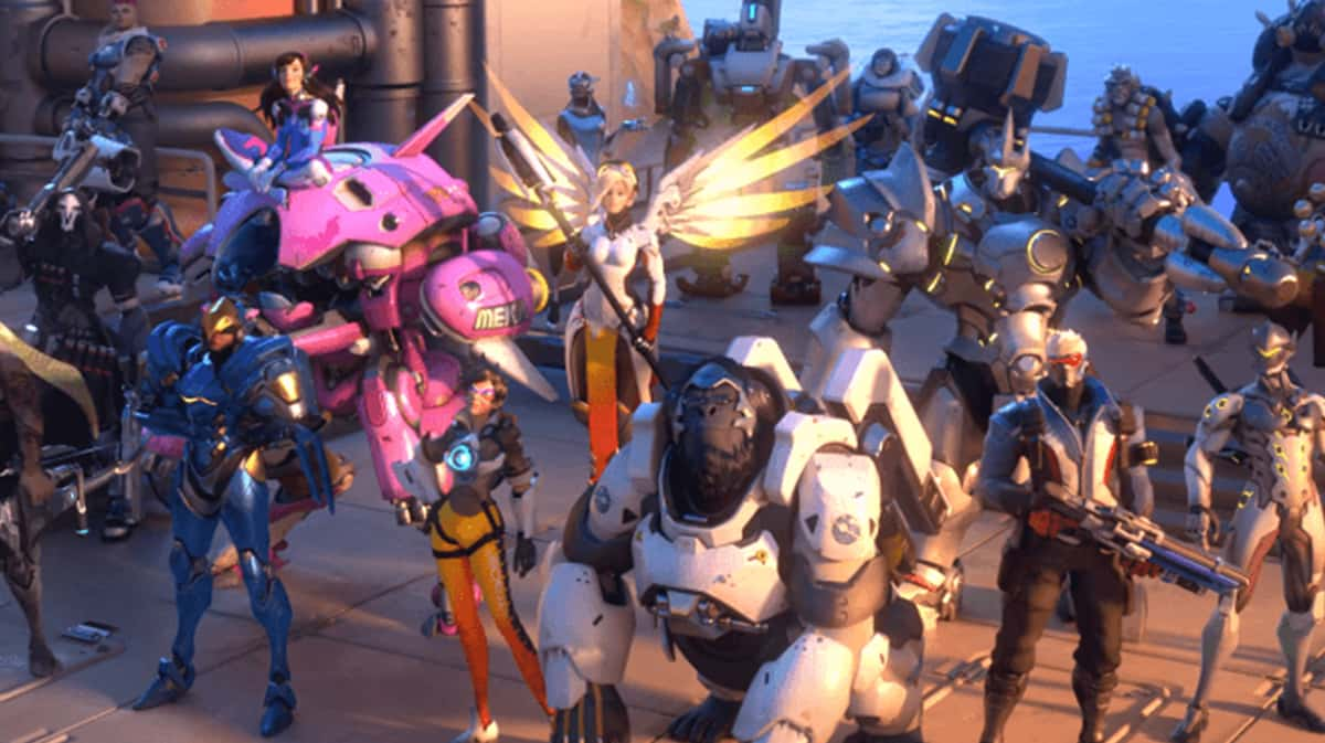 Overwatch heroes posing