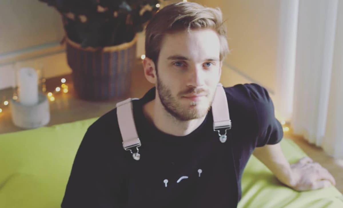 Instagram: @pewdiepie