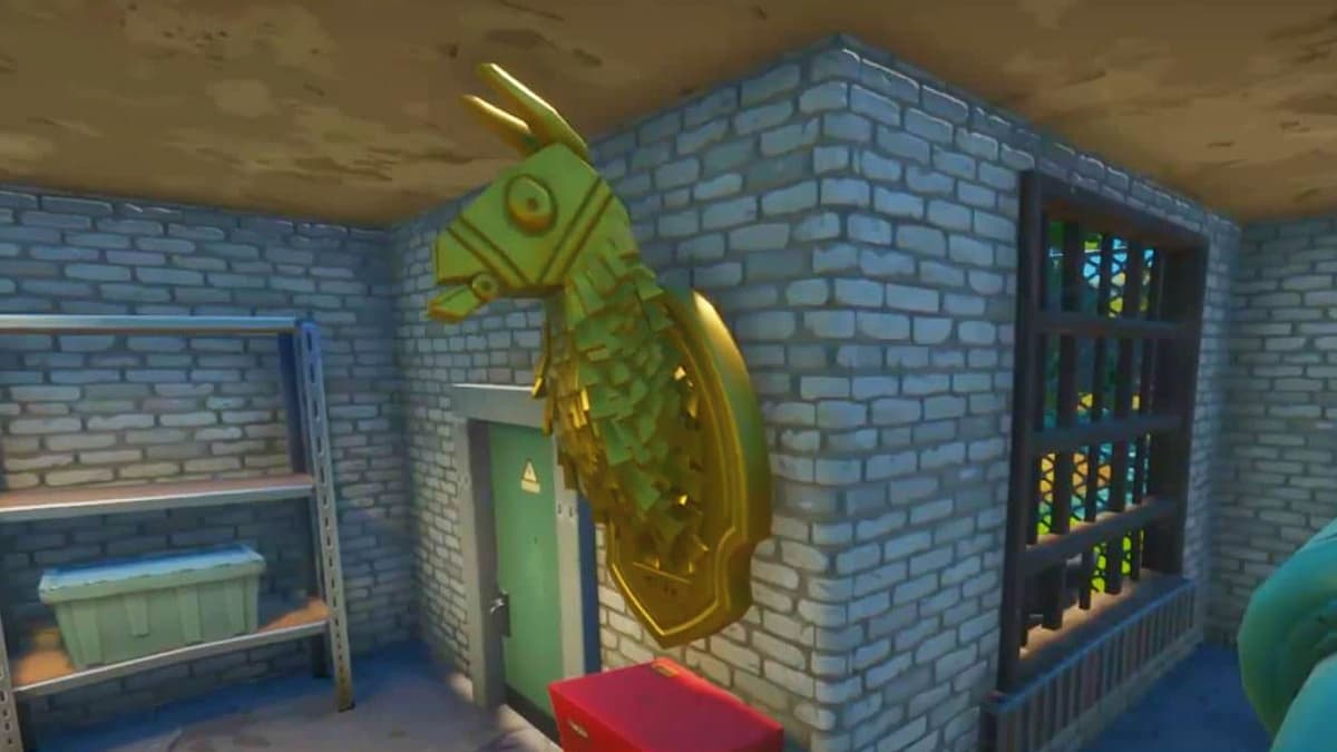 Golden Llama in Fortnite