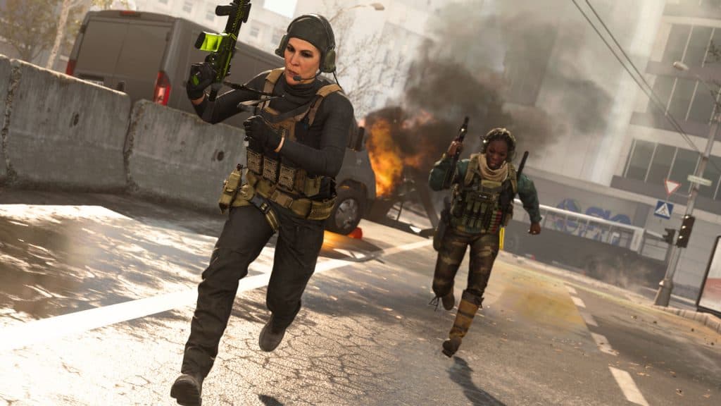 Modern Warfare Operators running