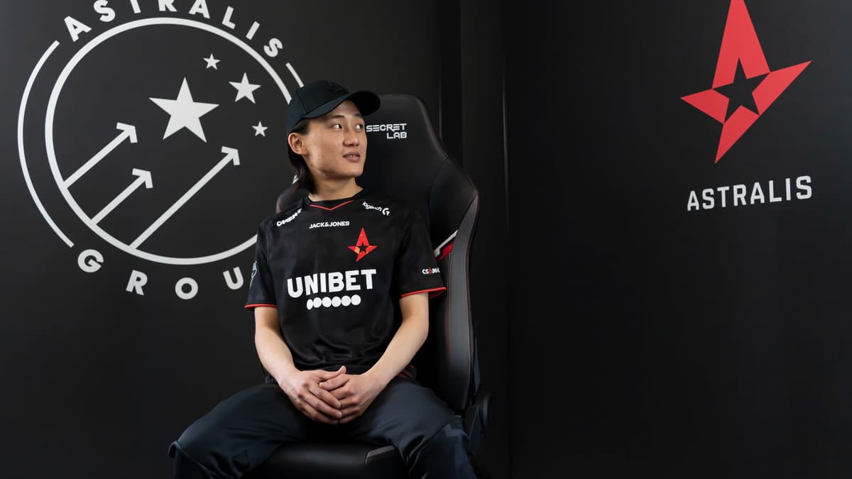 JUGi joining astralis