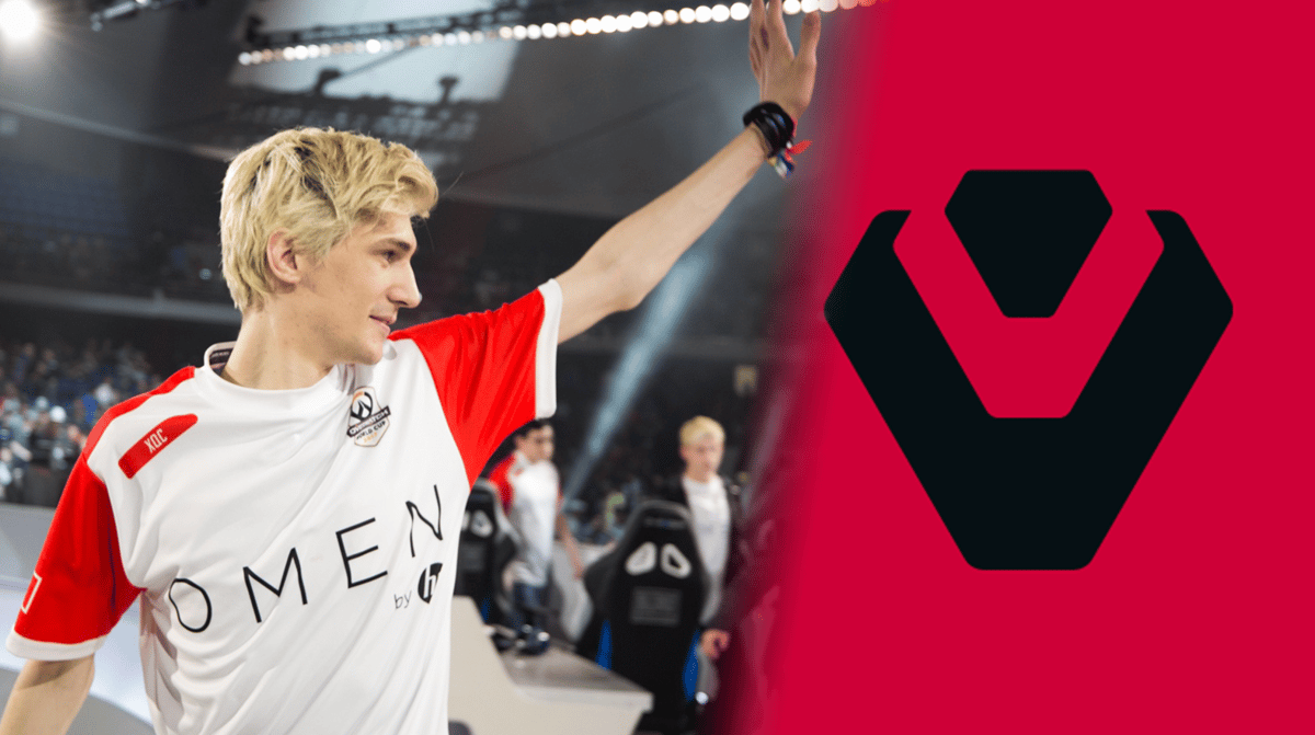 xQc waving goodbye / Sentinels logo