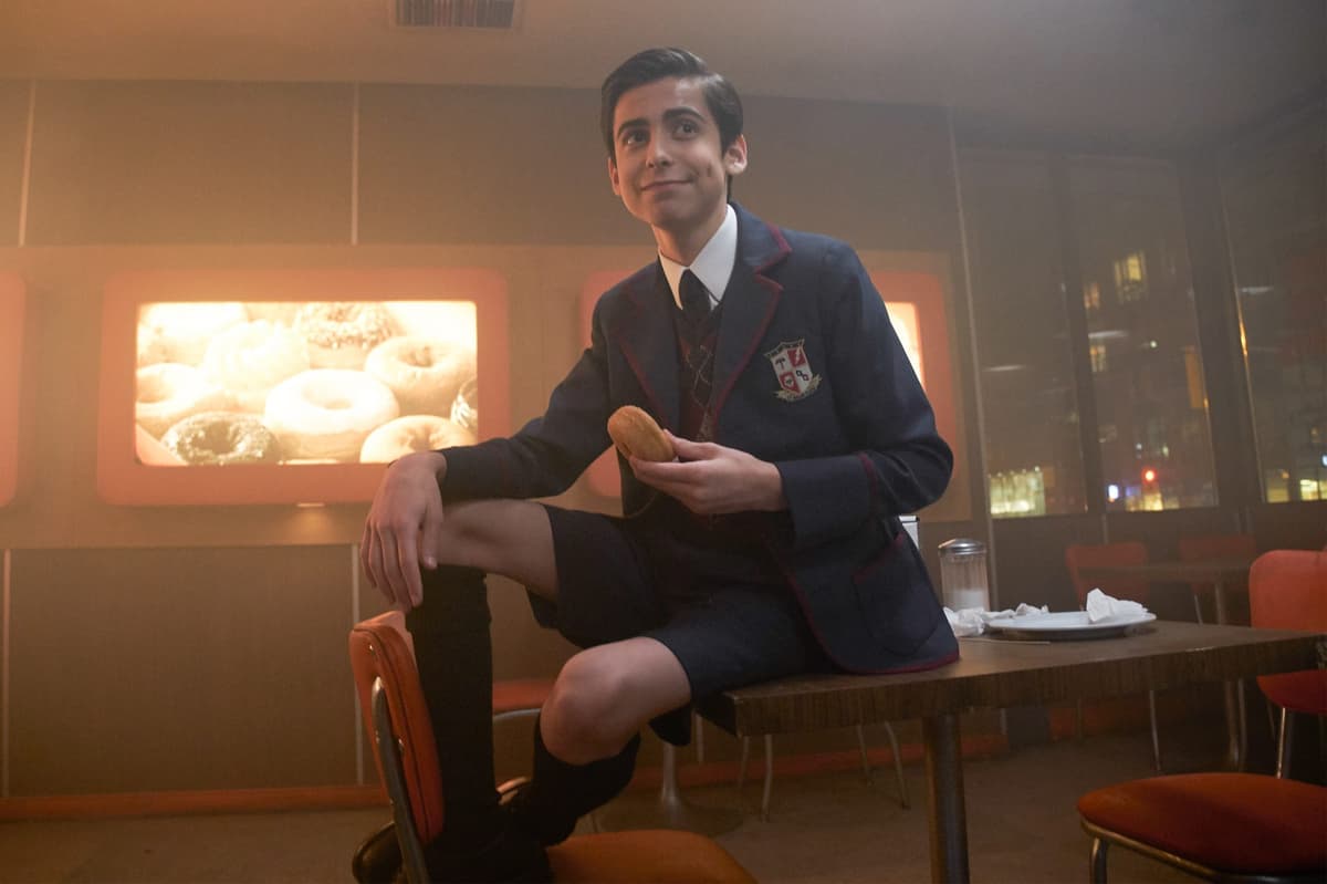 Aidan Gallagher in Umbrella Academy