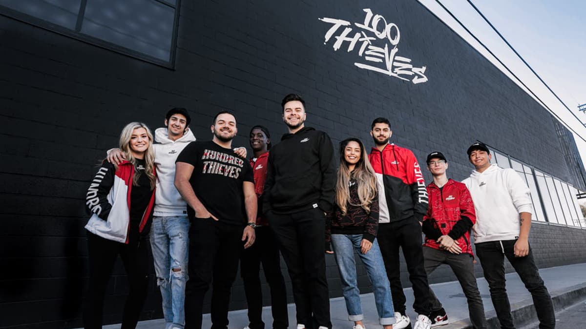 100 Thieves content creators at the Cash App Compound