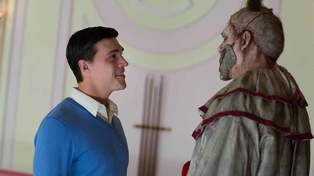 Finn Wittrock in Freak Show