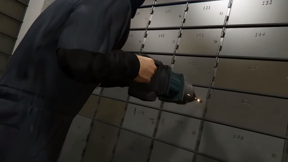 breaking into a vault in gta online