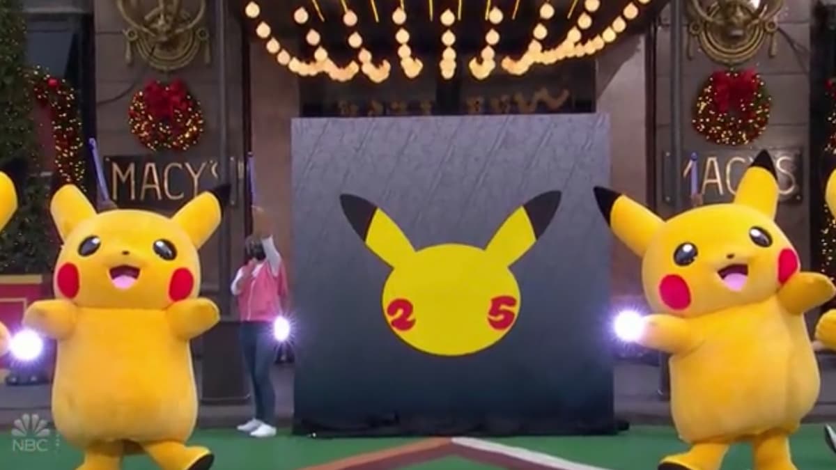 pikachu at macy's thanksgiving parade