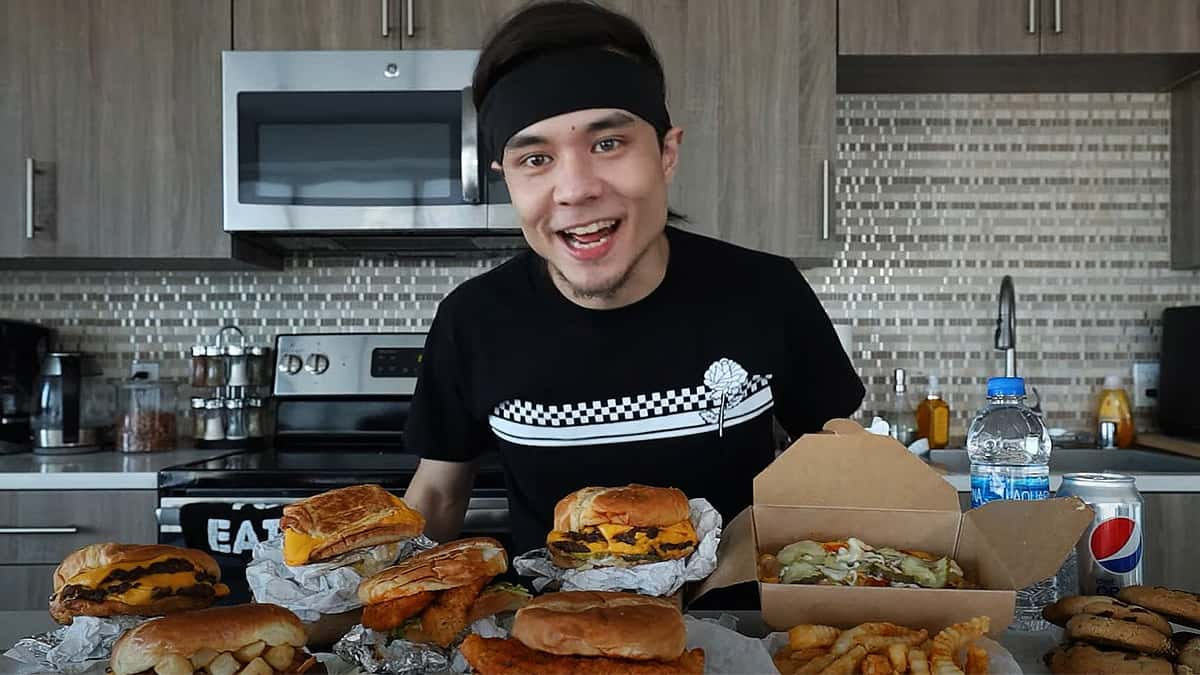 Matt Stonie eats entire MrBeast Burger menu in ten minutes