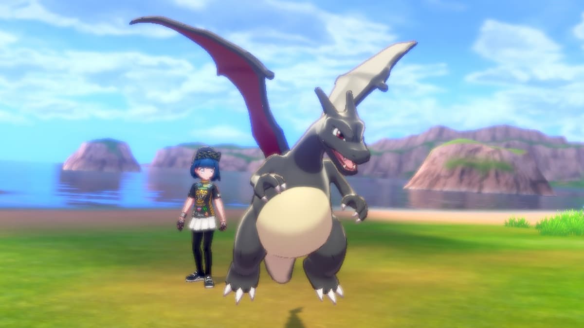 Screenshot of Shiny Charizard in Pokemon Sword & Shield.