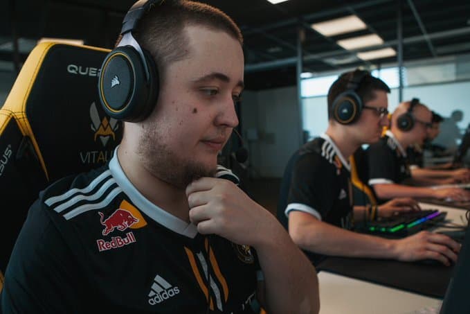 Team Vitality playing CSGO