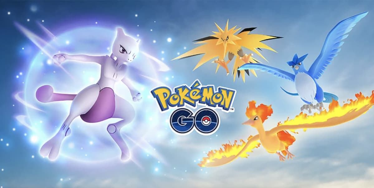 Screenshot of Mewtwo & Legendary Bird Trio raid in Pokemon Go.