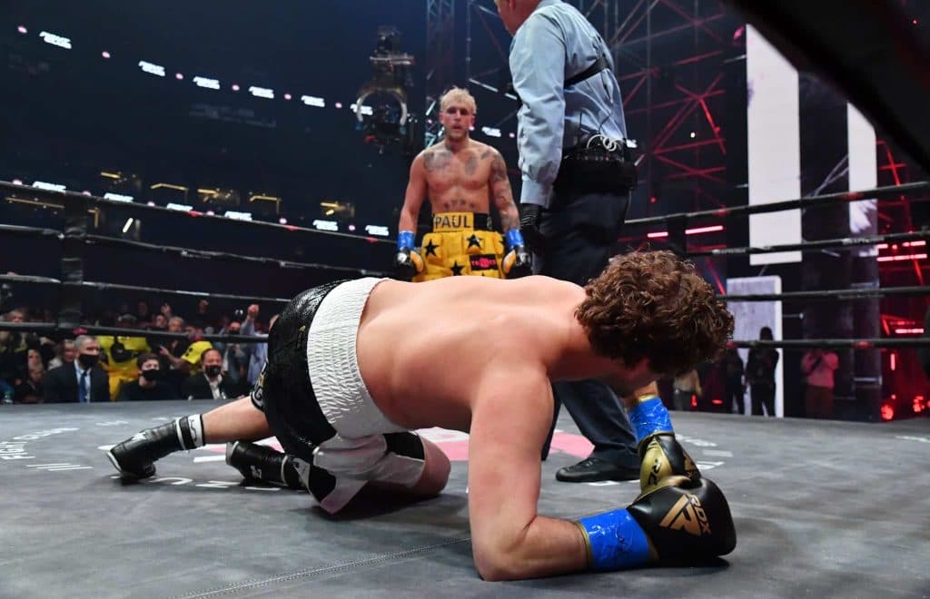 Jake Paul knocks Ben Askren