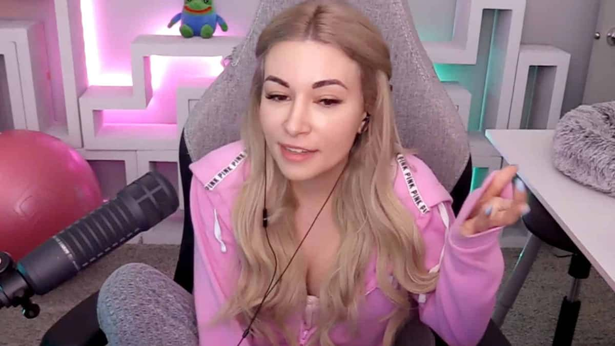 Alinity speaking on her stream