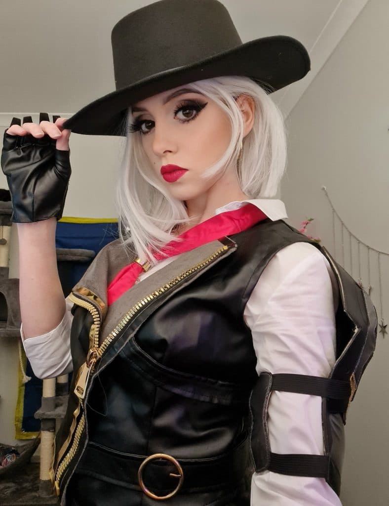 Overwatch Ashe Cosplay