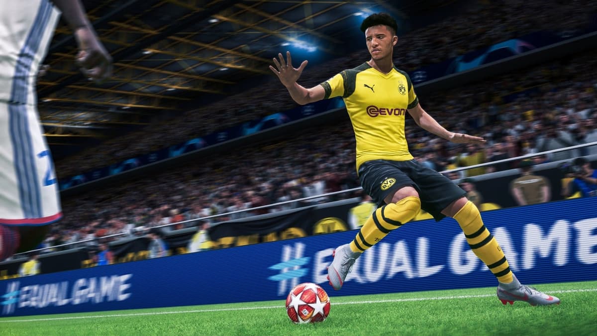 Wingers in FIFA 22.