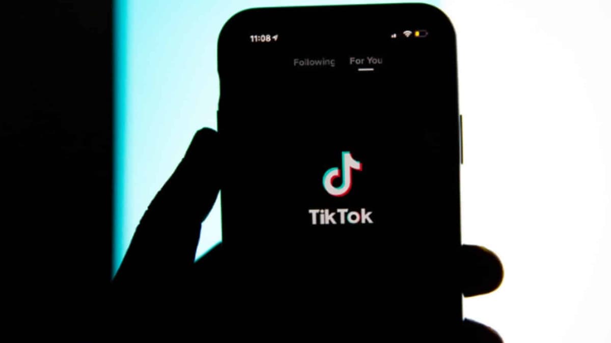 tiktok blackout challenge