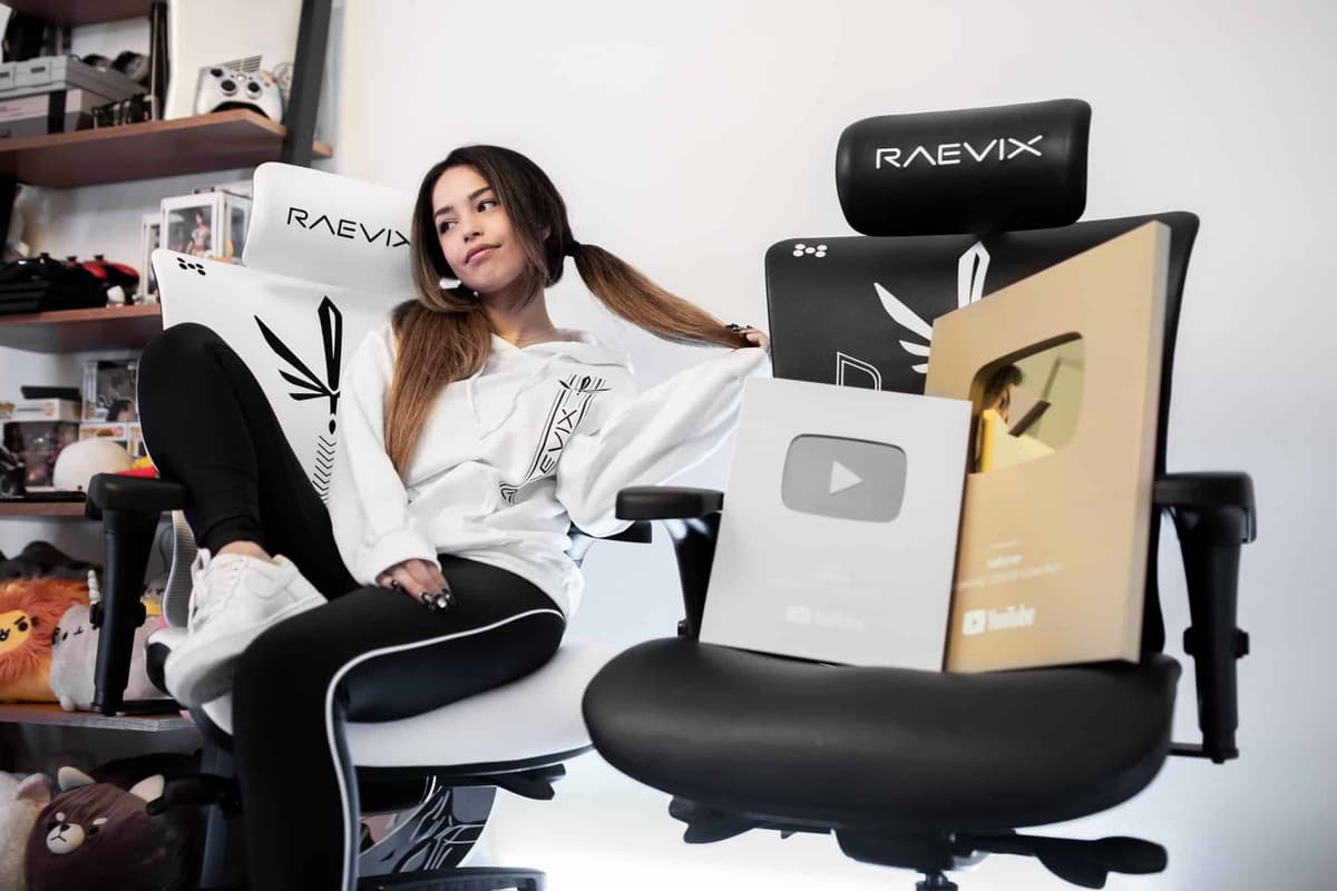 Valkyrae Mavix Chair