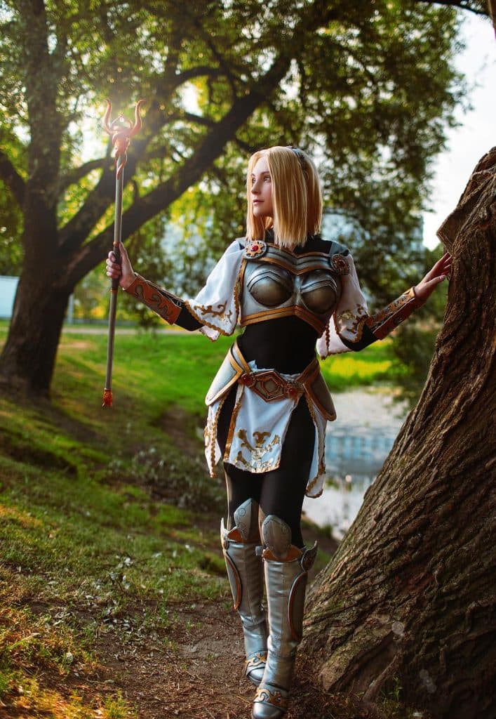 League of Legends Lux Cosplay 