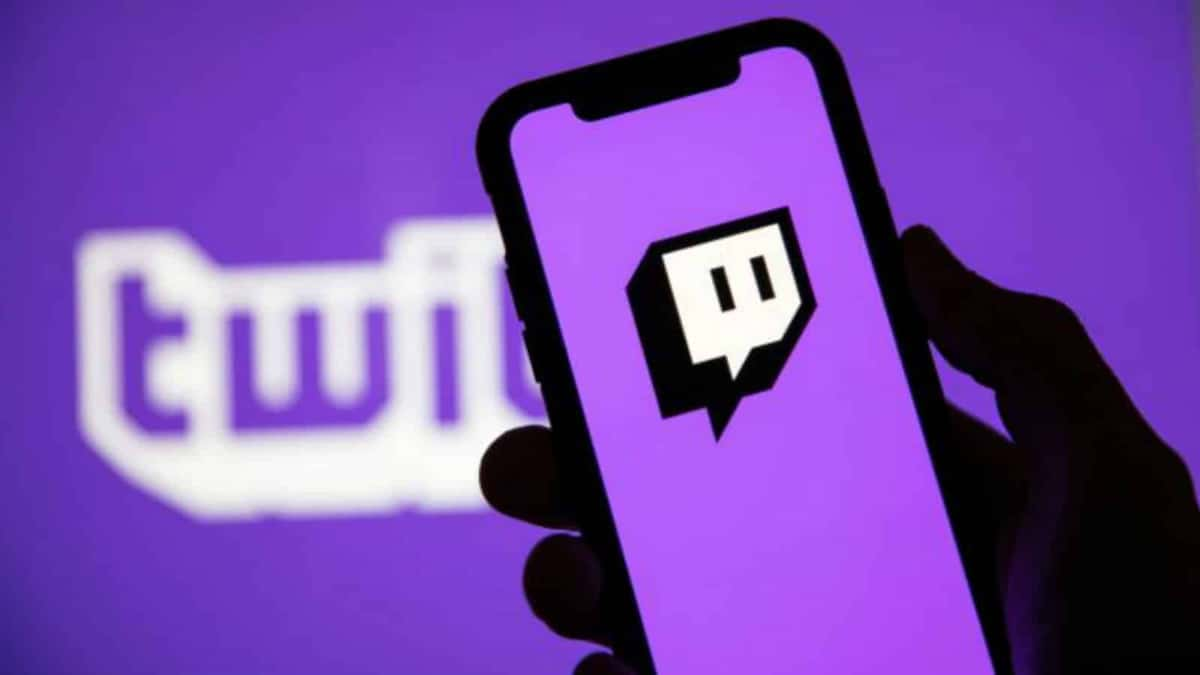 Twitch phone app