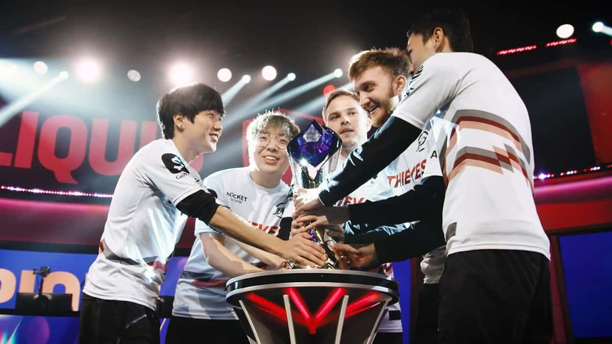 100 Thieves with LCS trophy