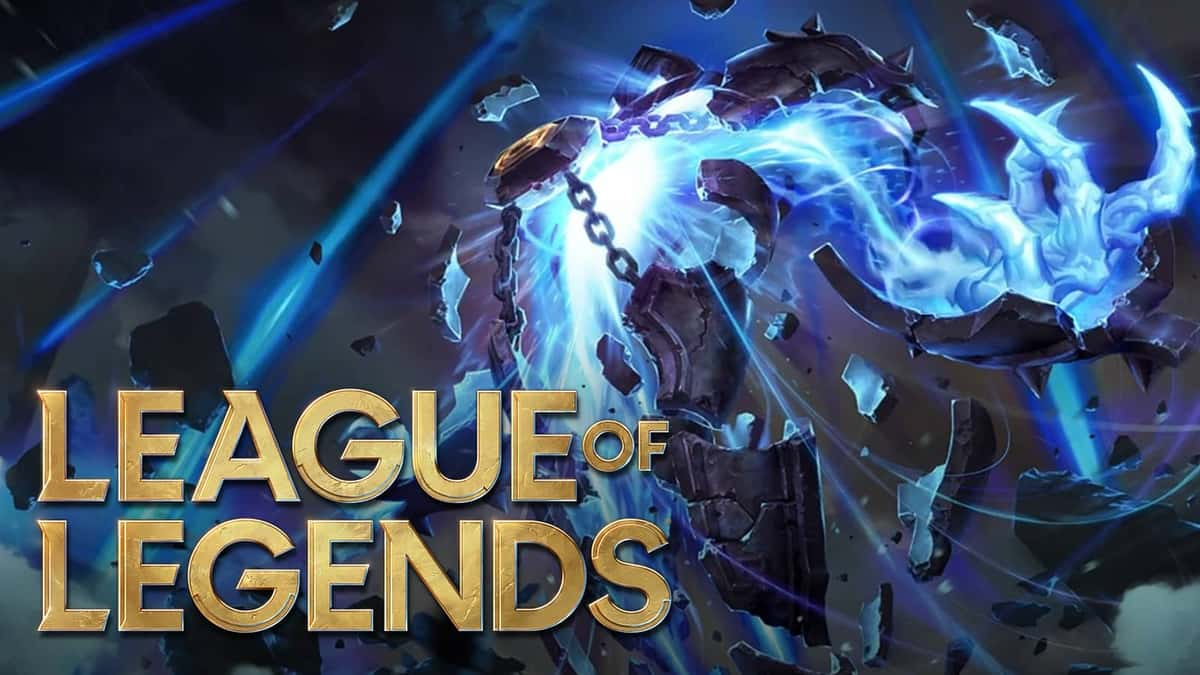 Xerath casts League of Legends ability.